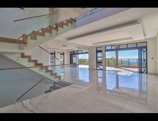 6 BEDROOM HOUSE FOR SALE IN IZINGA